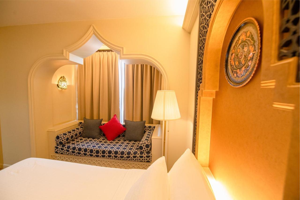 Amman Unique Hotel Udon Thani Exteriör bild